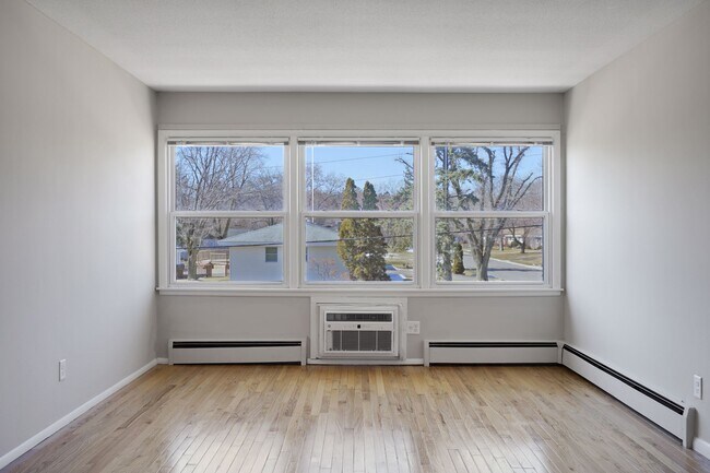 Photo - Large Renovated 1 Bedroom Unit 102