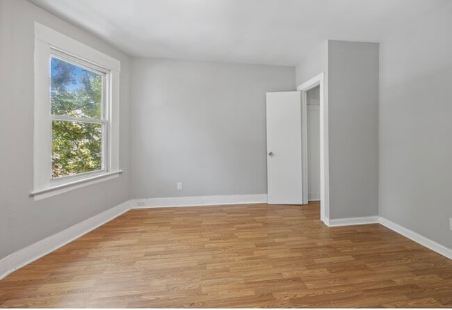 Photo - 32 Harding Pl Unit 1