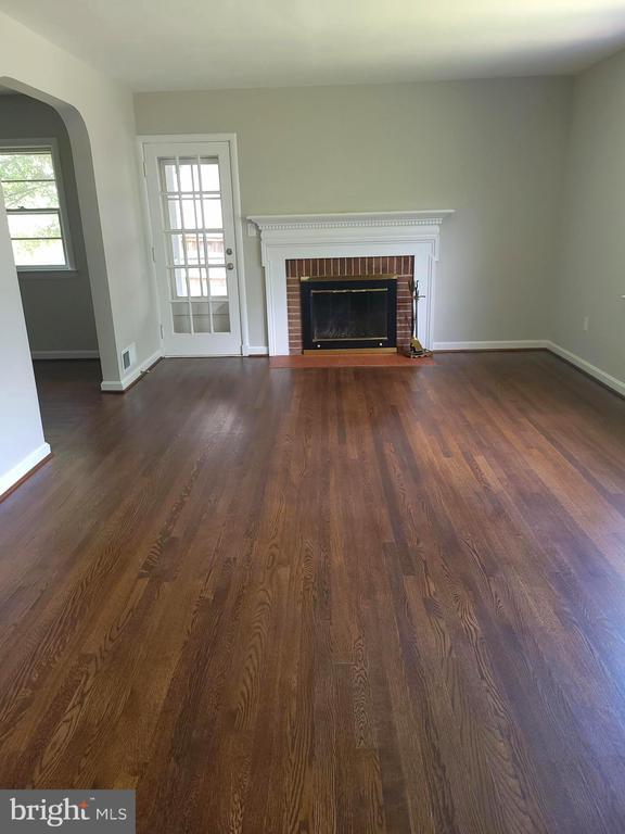 Photo - 2250 N Quantico St