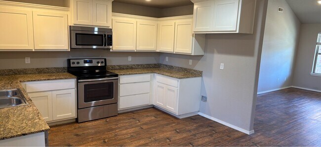 Photo - 173 Western Heights Cir