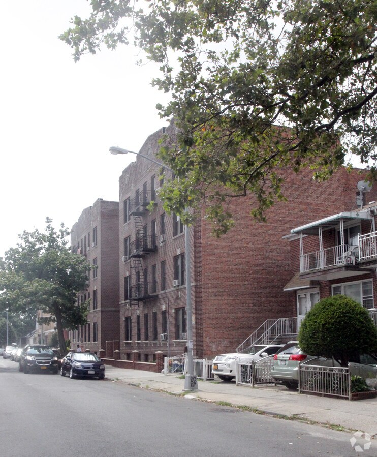 Photo - 1938 82nd St