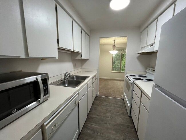 Photo - 2 Bedroom Condo Near WWU and Bus Line