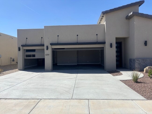Building Photo - Beautiful Home in Sonoma Ranch !