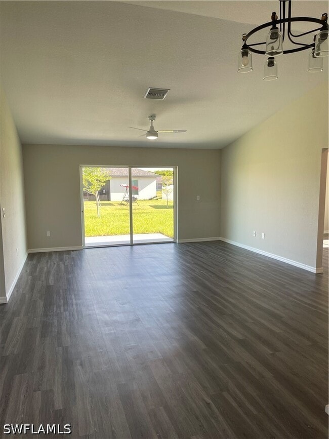 Photo - 609 NW 25th St