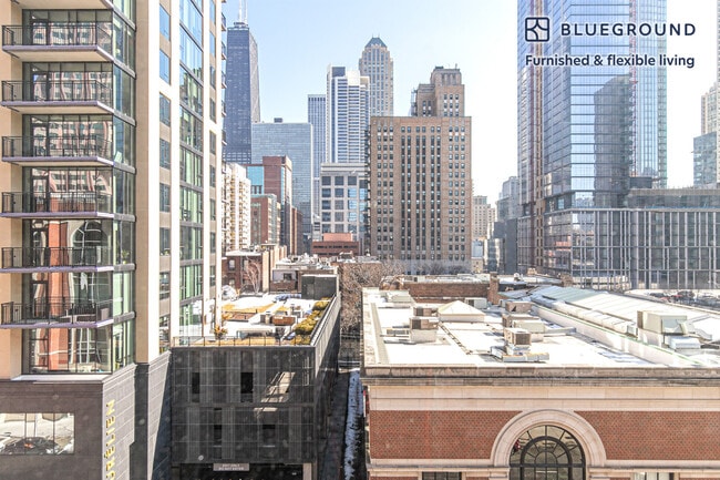 108 W Chicago Ave Unit SI FL6-ID361