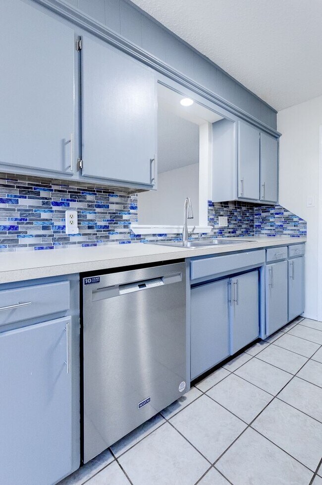 Photo - Beautiful 3 Bedroom 2 Bath Home