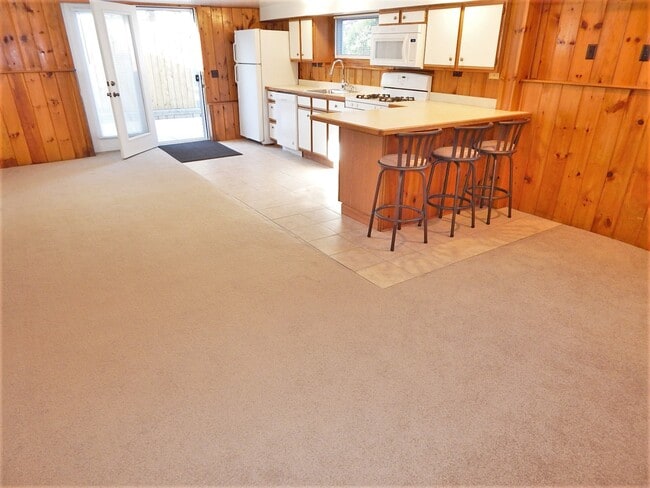 Photo - 2133 NY-65 Unit Apt 2
