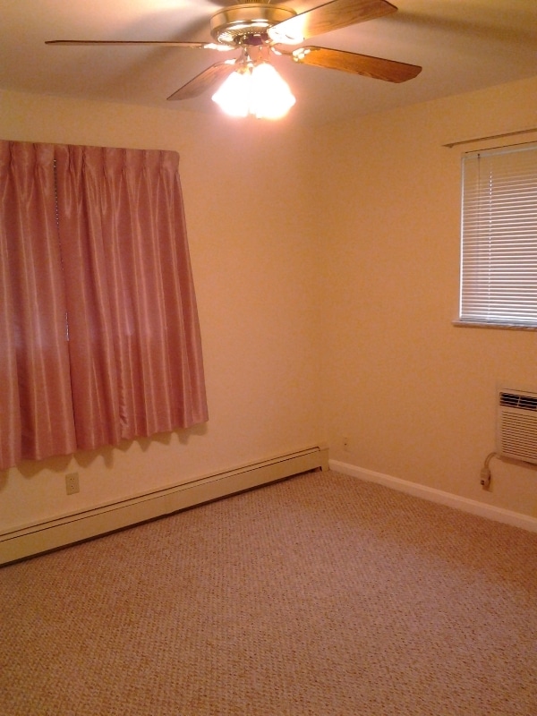 Photo - 4320 Webster Ave