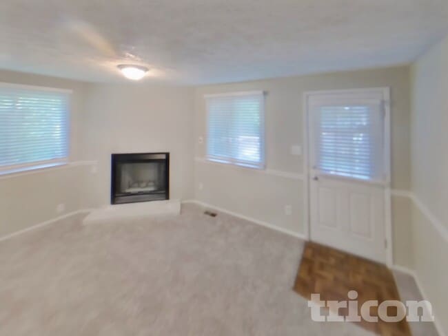 7610 Fairbanks Ct