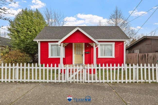 Move in ready now! Charming 1-Bedroom Home... - Move in ready now! Charming 1-Bedroom Home...