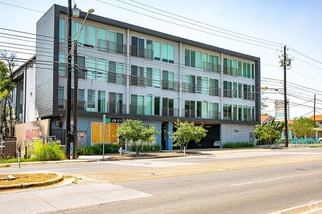 Building Photo - 3114 S Congress Ave Rental