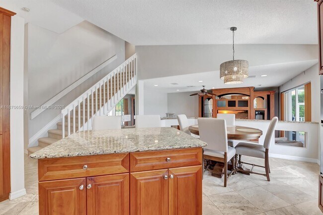 Photo - 19314 King Palm Ct Casa