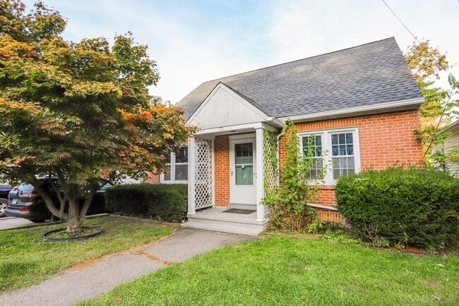 Photo - 171 Beechwood Ave