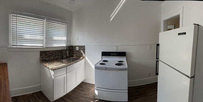 Photo - 22218 Olmstead St Unit 22218-2