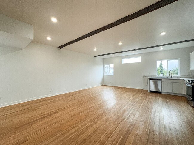 Photo - Tremont Three Unit #2