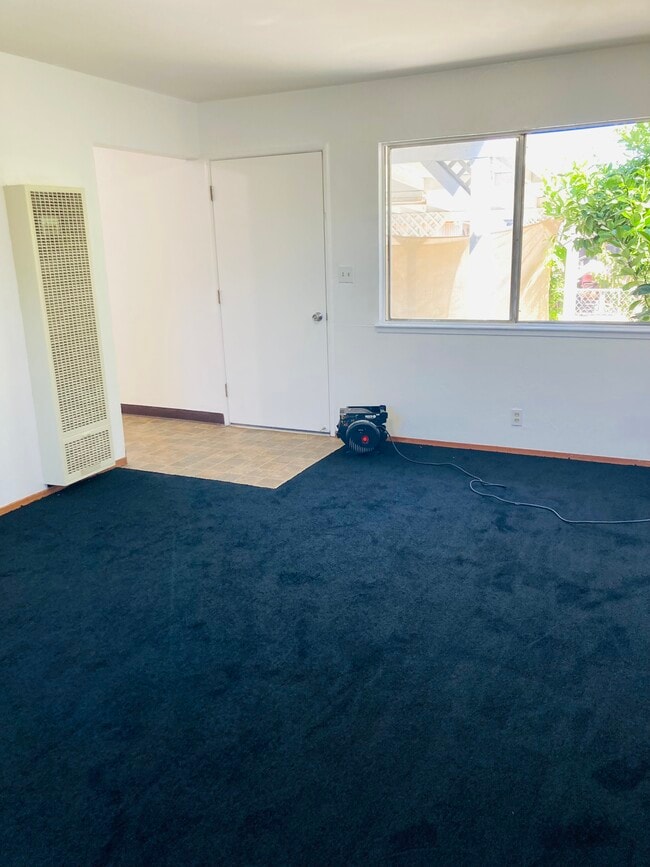 Photo - 141 N 33rd St