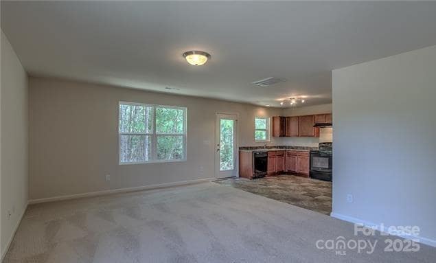 Photo - 2040 E Park Dr