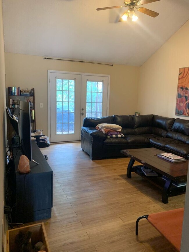 Duplex Available March! Rental Auburn University Off