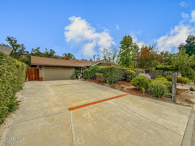 Photo - 1888 El Monte Dr
