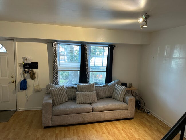 Photo - 4850 Corwen Ct