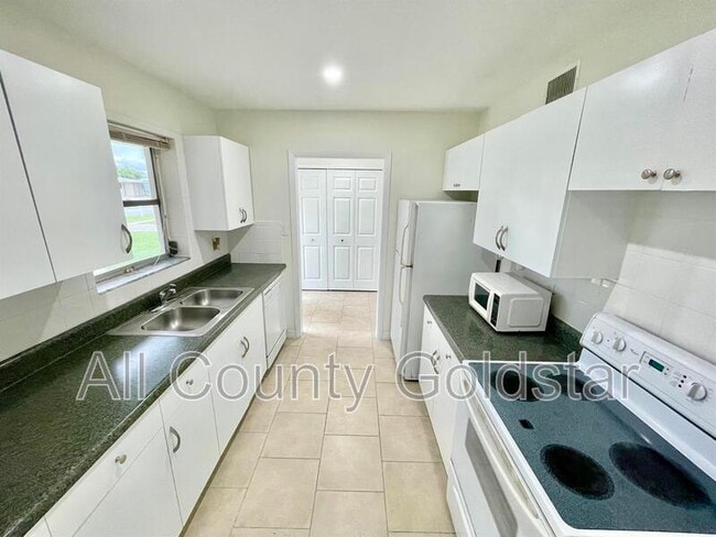 Photo - 2158 Starlite Ln