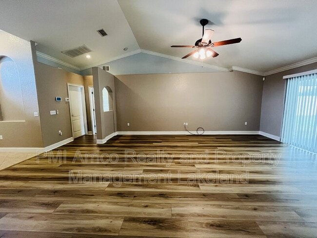 Photo - 4025 Byrds Crossing Dr