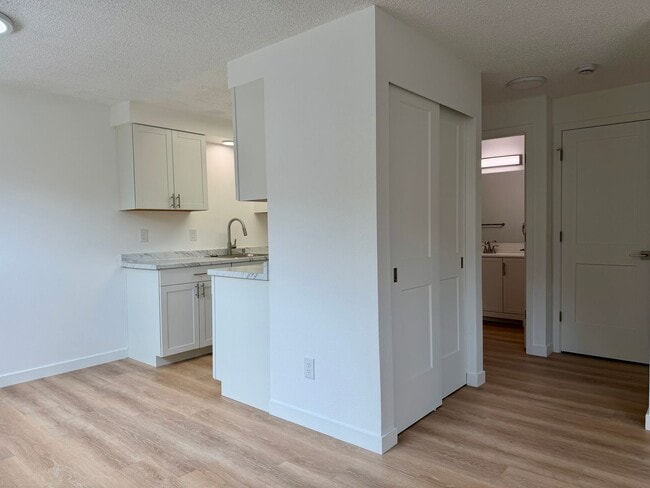 Photo - 1443 NW 61st St Unidad 2
