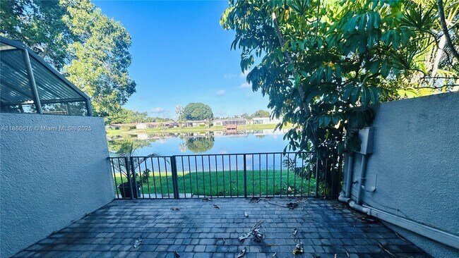 Photo - 1666 NW 113th Way