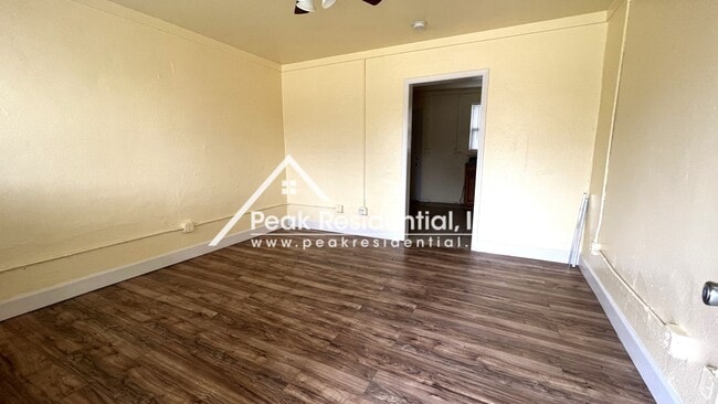 1637 Kathleen Ave Unit 2