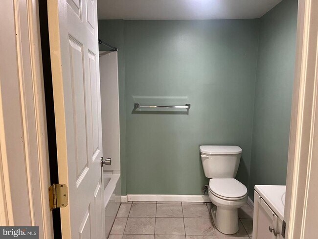 Photo - 805 W Atlantic Ave Unit C