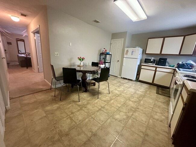 Photo - Prime Location Close to Virginia Tech