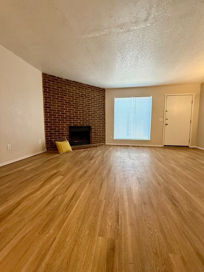 Photo - Duplex in East Norman with 2 car garage!