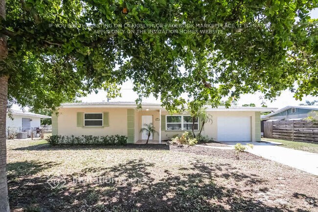 Building Photo - 3403 Cambridge Dr W Rental