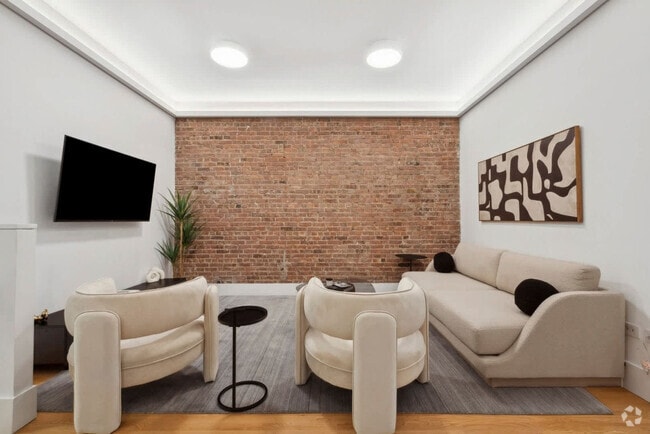 Building Photo - 125 E 83rd St Rental