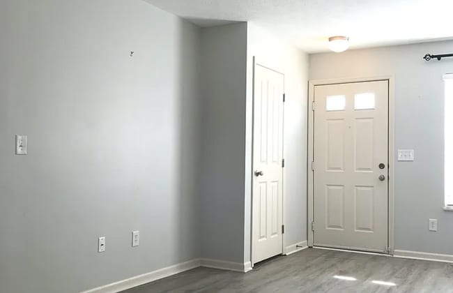 Photo - 2680 Sawmill Reserve Dr