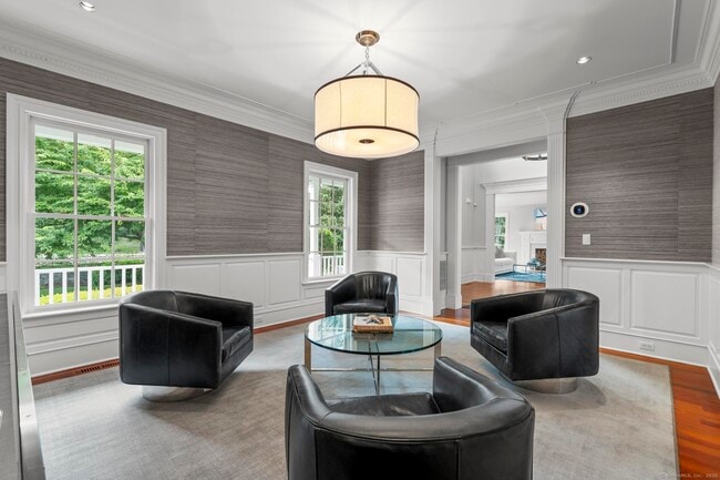 Photo - 91 Turkey Hill Rd S