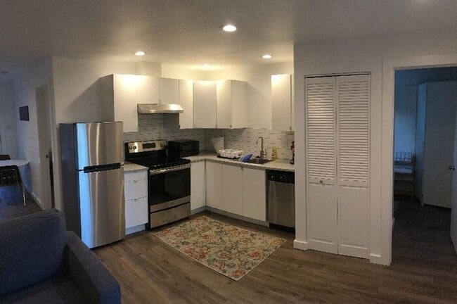 Photo - Perfect 1 Bedroom 1 Bath Cottage House!!!