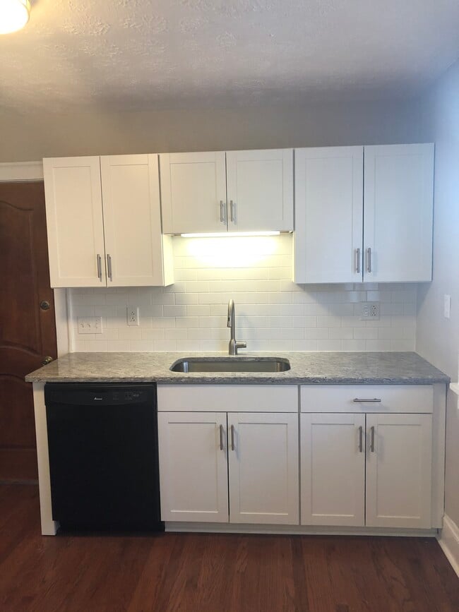 Photo - 12306 Mount Overlook Ave Unidad Lower