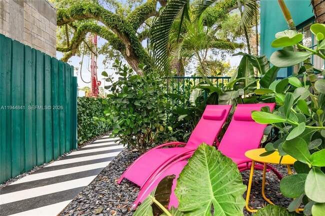 Photo - 1007 SE 2nd Ct Unit 7