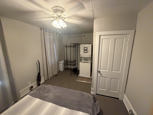 Photo - 404 N Washington St