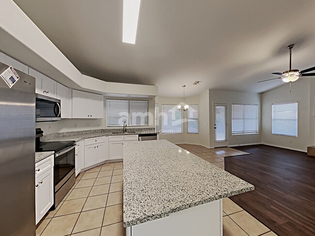 Photo - 12723 W Edgemont Ave