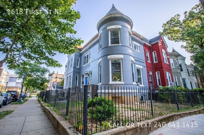 Photo - 1618 1st St NE Unit 1