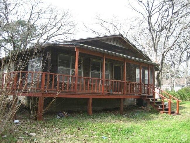 Building Photo - 169 Pine Song Rental