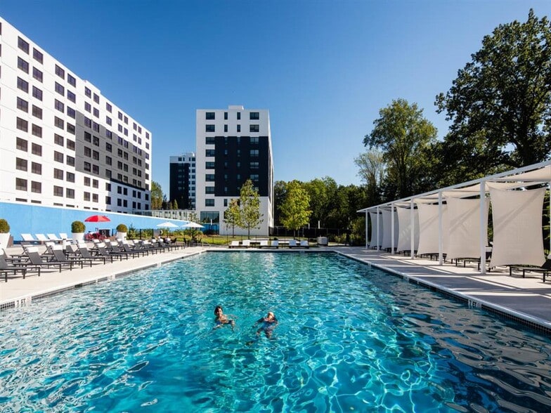 Resort Style Pool