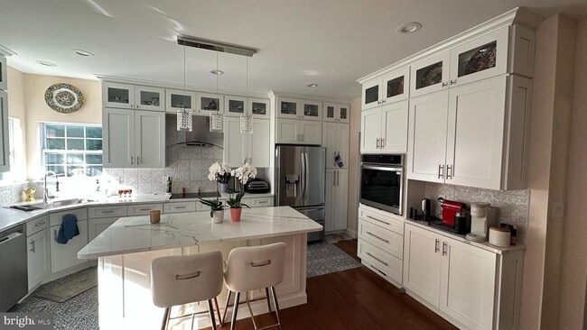Photo - 21355 Fernbrook Ct