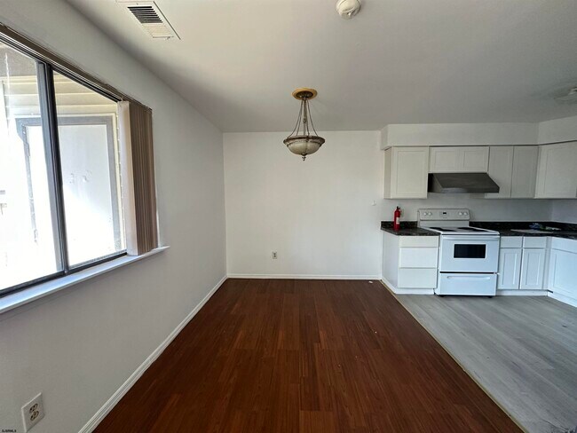 Photo - 2734 Evergreen Ct Unidad 2734