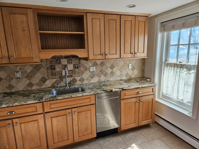 Photo - 105 Greene St