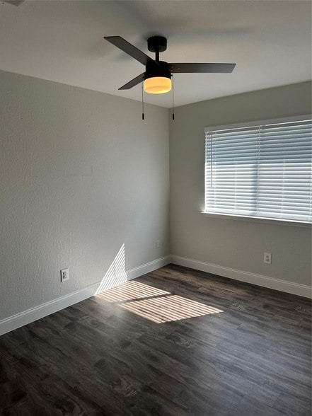 Photo - 3136 Smokewind Ln