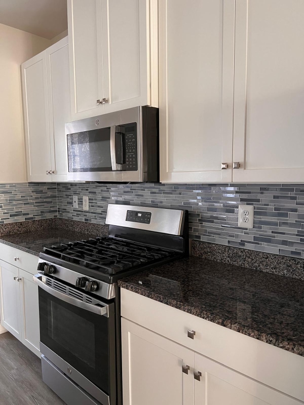 Photo - 304 Theodora Way