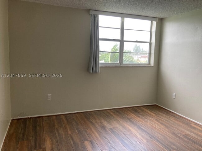 7900 Tatum Waterway Dr Unidad 305